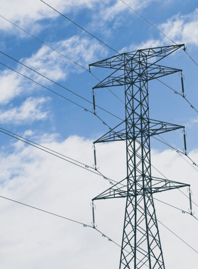 Construcción de líneas de transmisión eléctrica